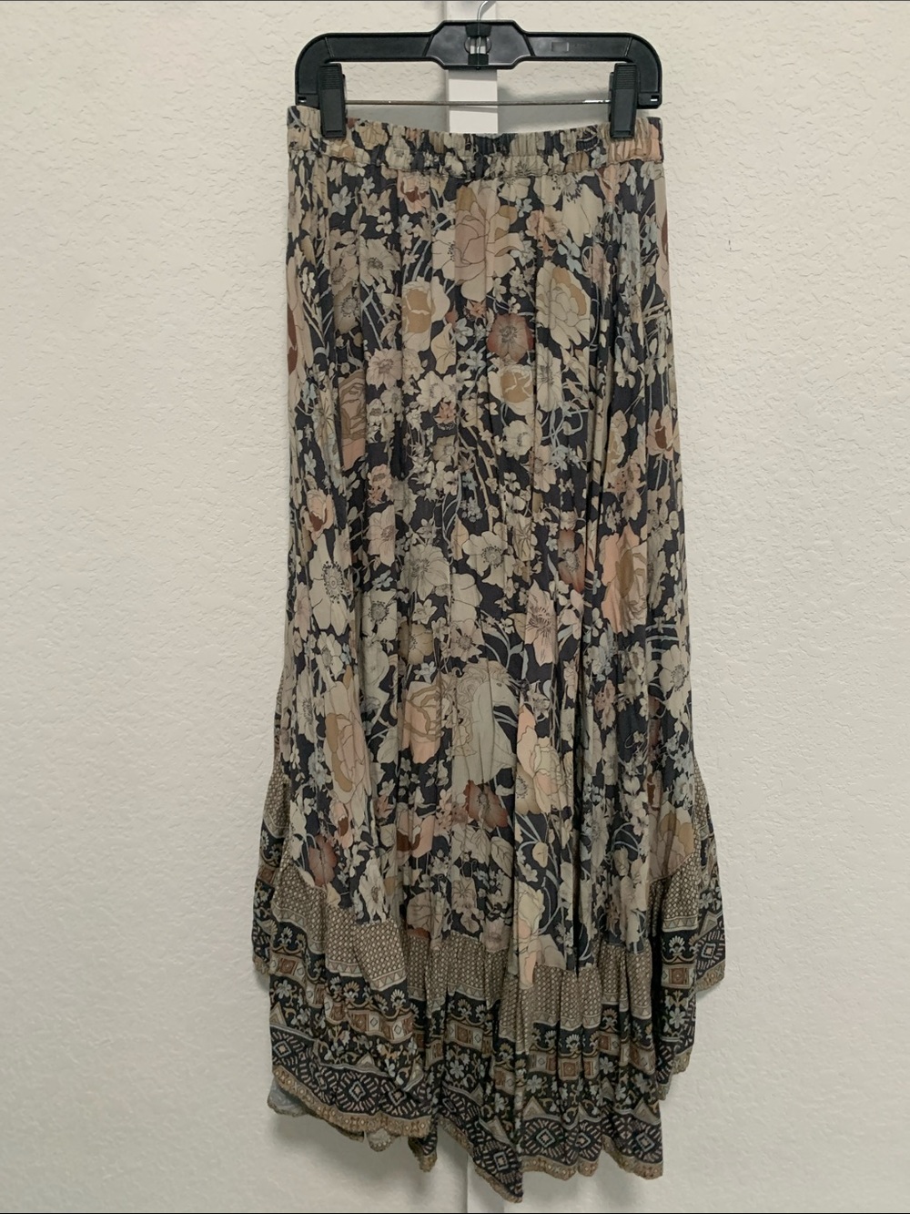 Spell and the Gypsy Bohemian Floral High-Low Midi Skirt in Beige and Navy - Picture 5 of 8